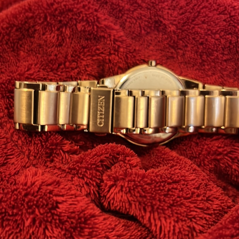 Citizen eco-drive watch - Picture 2 of 4